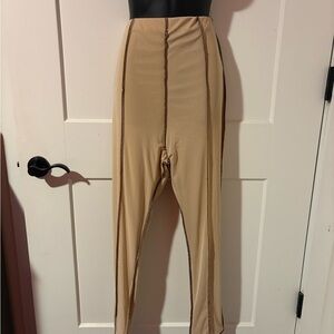 PLT Shape High-Waist Beige Seam-Detail Leggings
